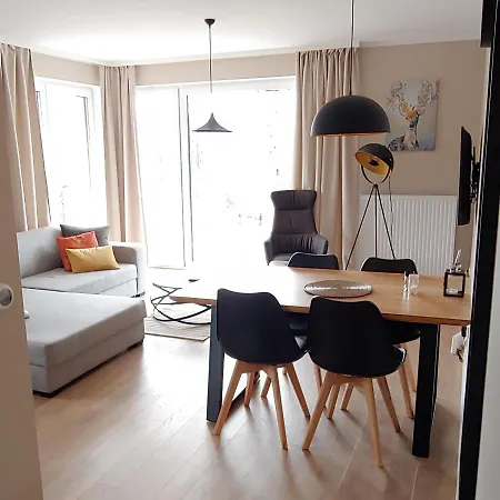 Apartment Everysky - Izerska 8 *