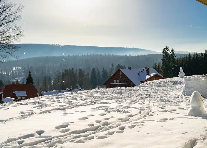 Апартаменты Everysky - Izerska 8 *