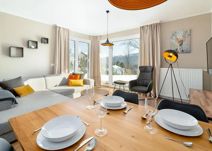 Everysky - Izerska 8 Апартаменты *